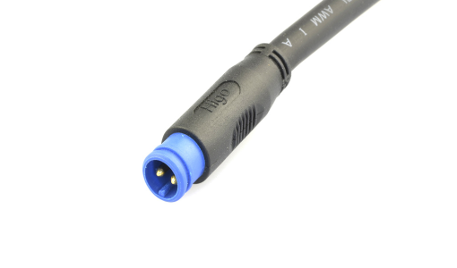 Male cable connector