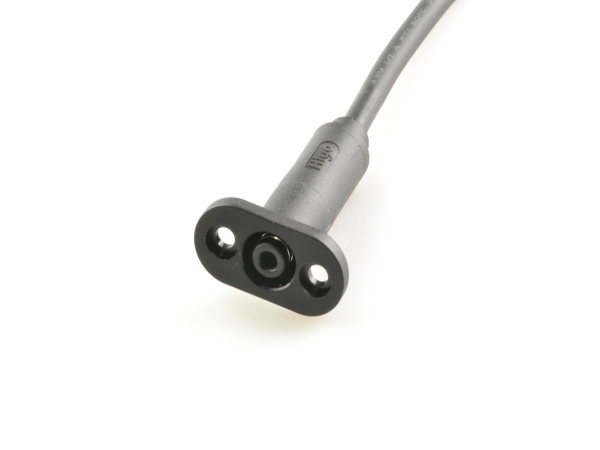 Female cable connector